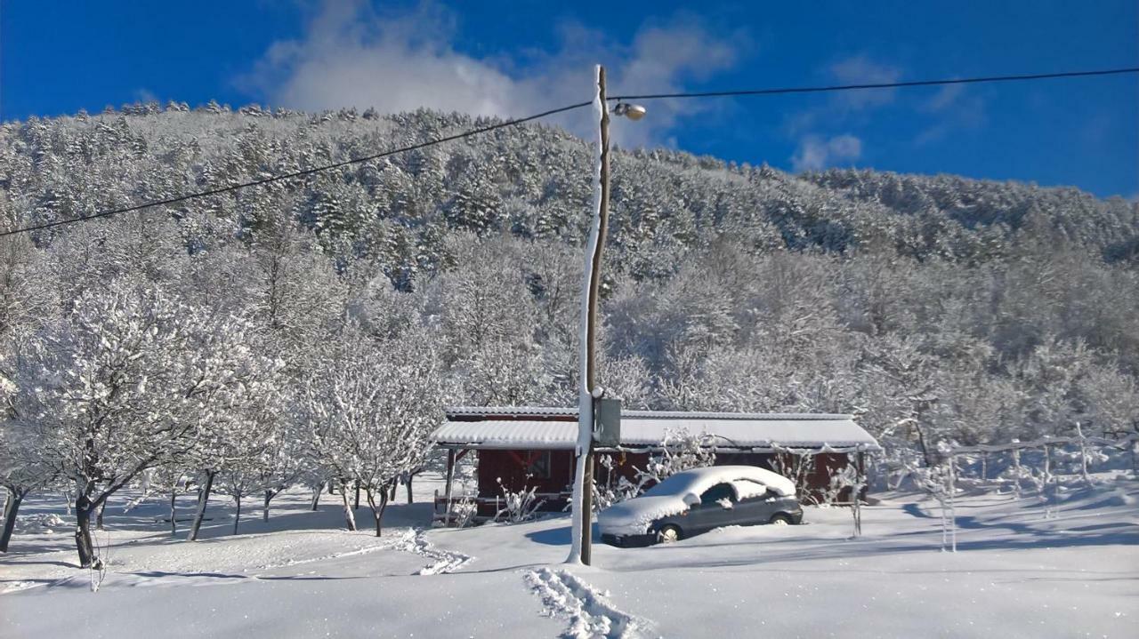 Holiday Home La Sierra Korenica Exteriér fotografie